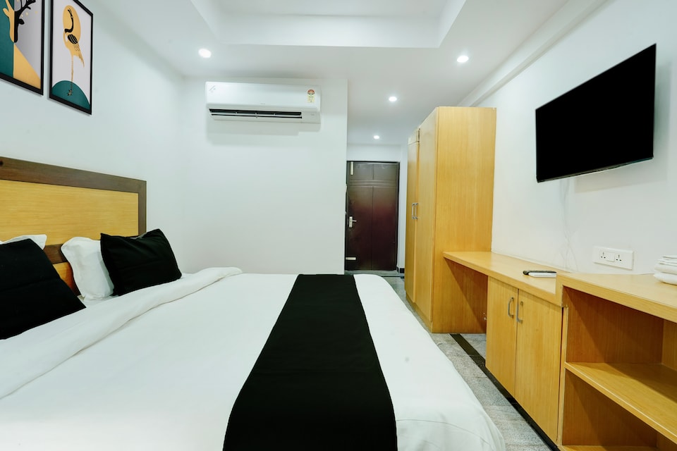 Townhouse Hillview Tirupati Formerly Hotel Looranova, Tiruchanur Road Tirupati, Tirupati