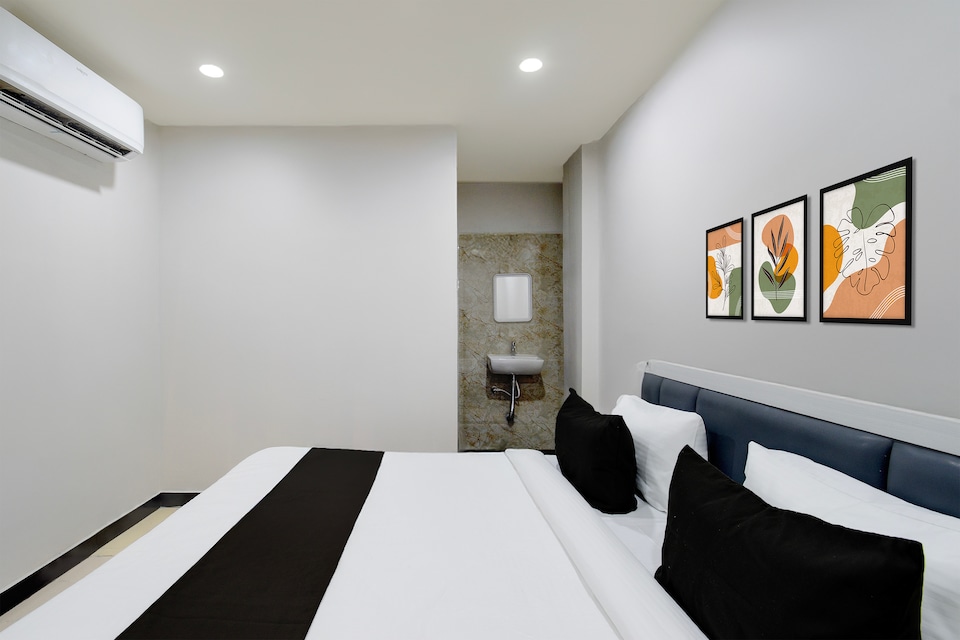 Hotel O Safilguda Lakeview Hyderabad Formerly Adithya Stay, Secunderabad, Hyderabad