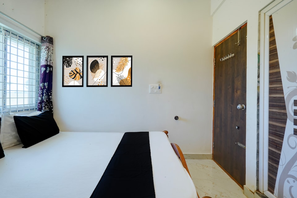 Hotel O GOLDEN LODGE & Rooms, Bidadi, Bangalore