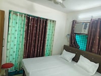 SPOT ON Krishna Home Stay