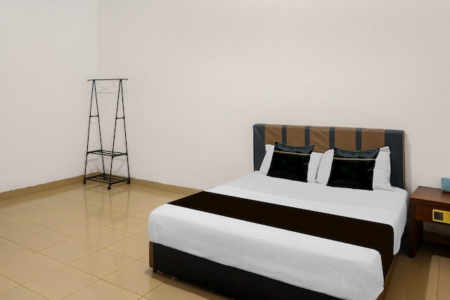 Hotel O near RSUD Embung Fatimah formerly Lebron Inn