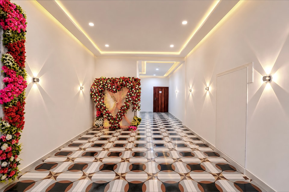 Hotel O The Grand Kamla By MKD, Aligarh, Aligarh