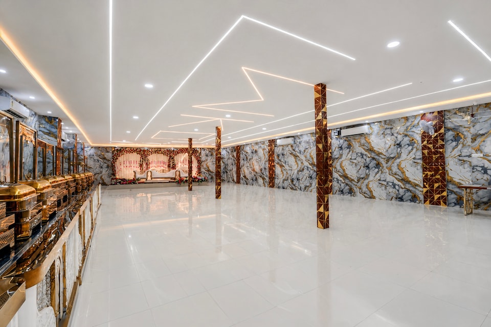 Hotel O The Grand Kamla By MKD, Aligarh, Aligarh