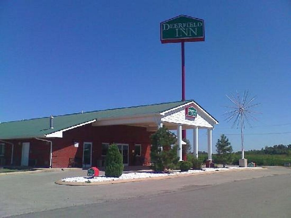 Deerfield Inn & Suites Arkansas Near Blytheville I 55, Steele MO, Steele MO