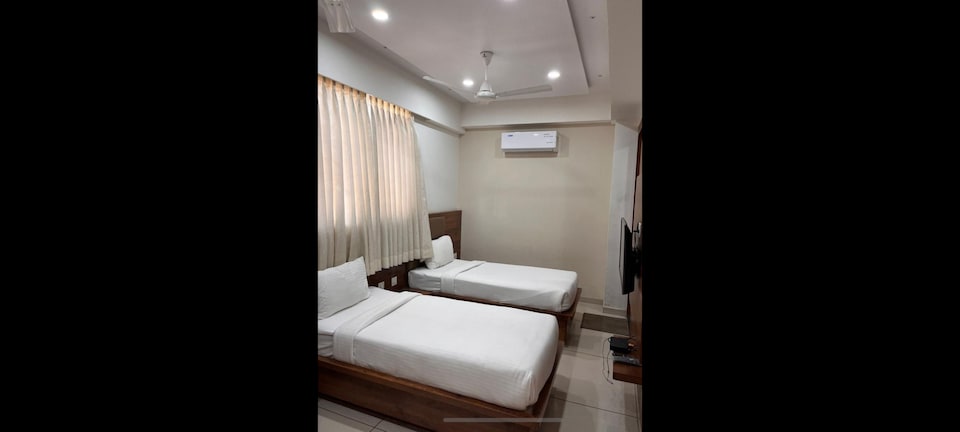 Hotel O Savi Rooms, Tumkur Bangalore, Bangalore