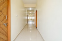 OYO 845169 Savi Rooms