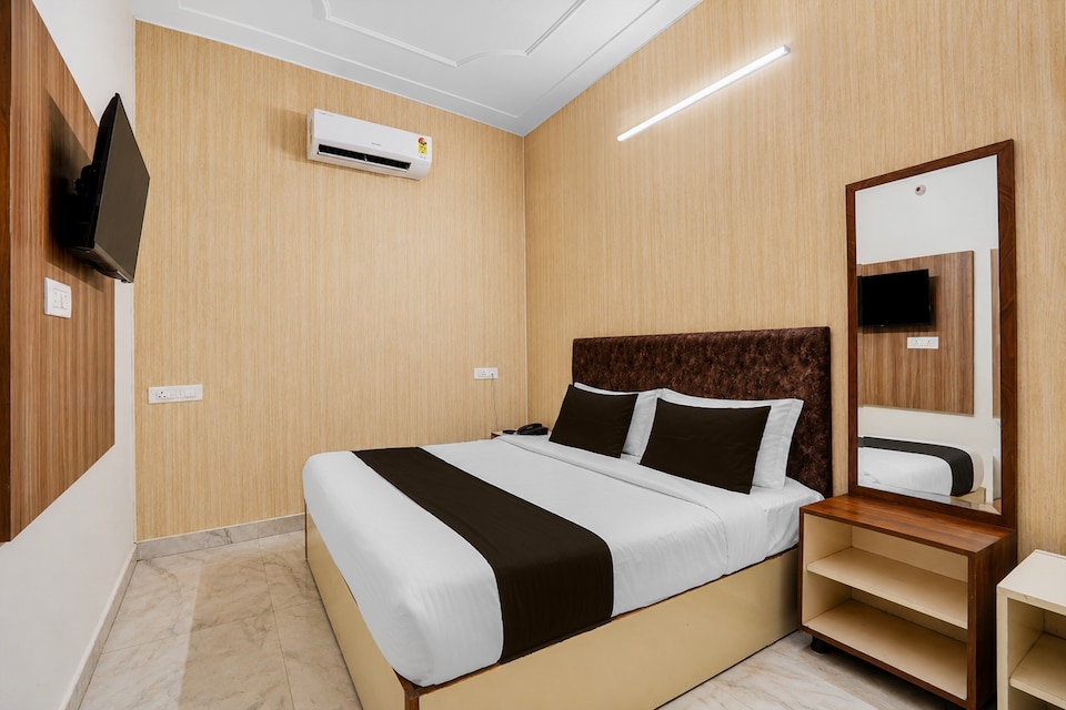 Super Collection O Sector 78 Mohali Formerly Hotel Prince, Mohali, Mohali