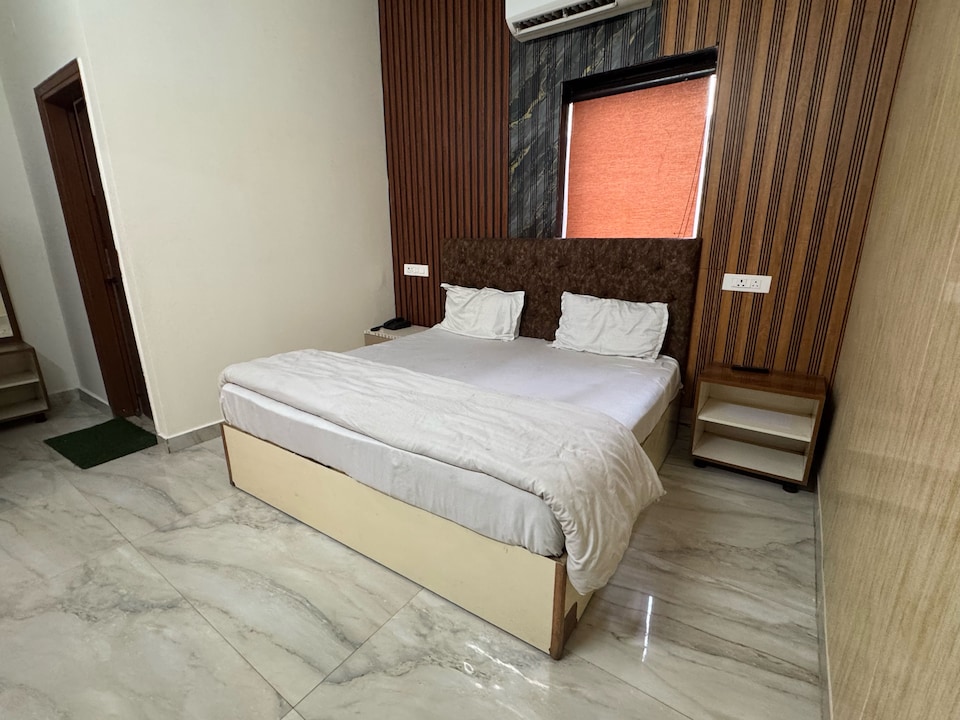 Collection O Sector 78 Mohali Formerly Hotel Prince, Mohali, Mohali