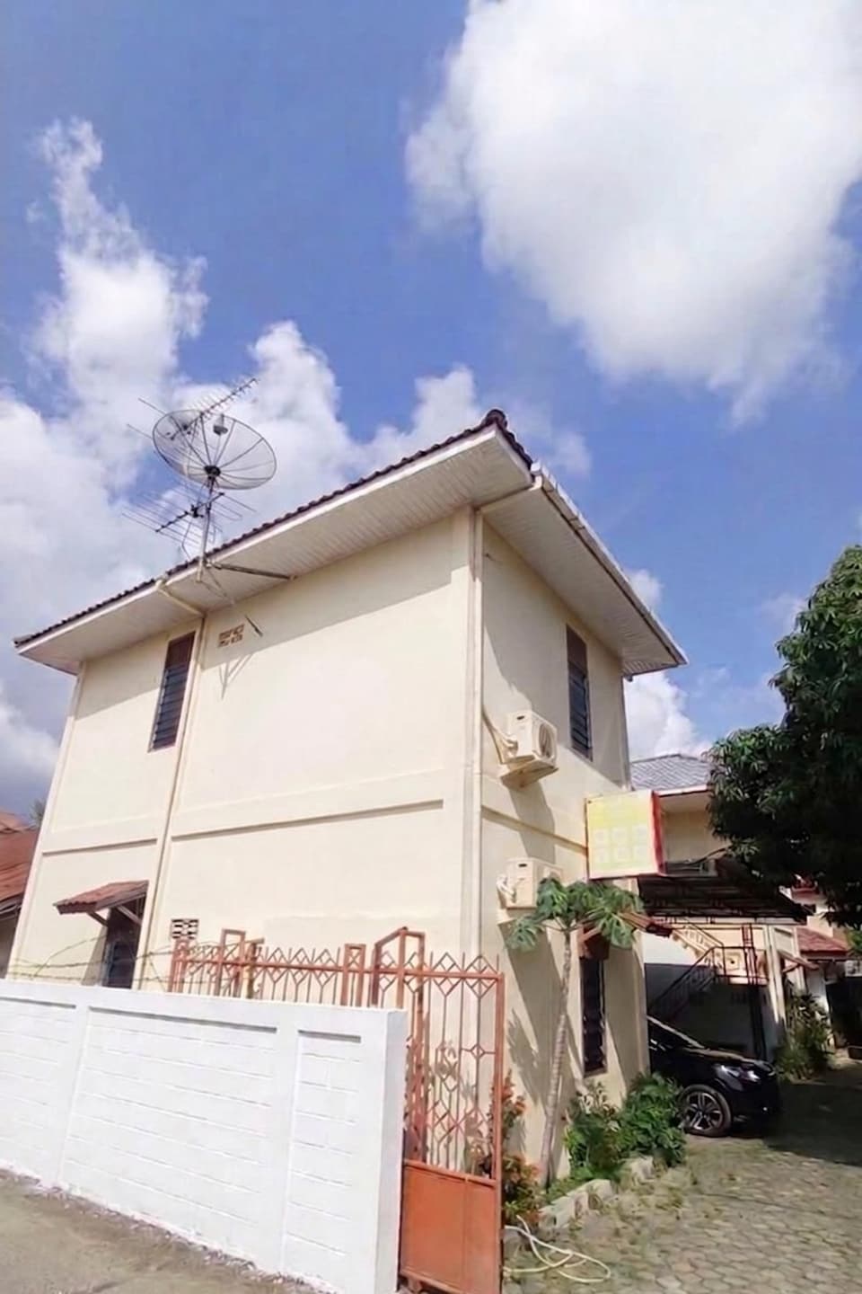 Hotel O near RS Harapan Bunda formerly Quanza Inn, Banda Aceh, Banda Aceh