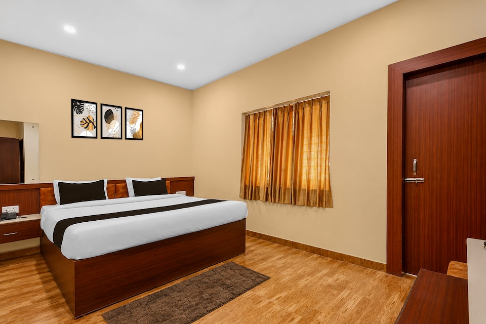 Townhouse Bhelaipahari Jamshedpur Formerly JR Royals, Mango Jamshedpur, Jamshedpur