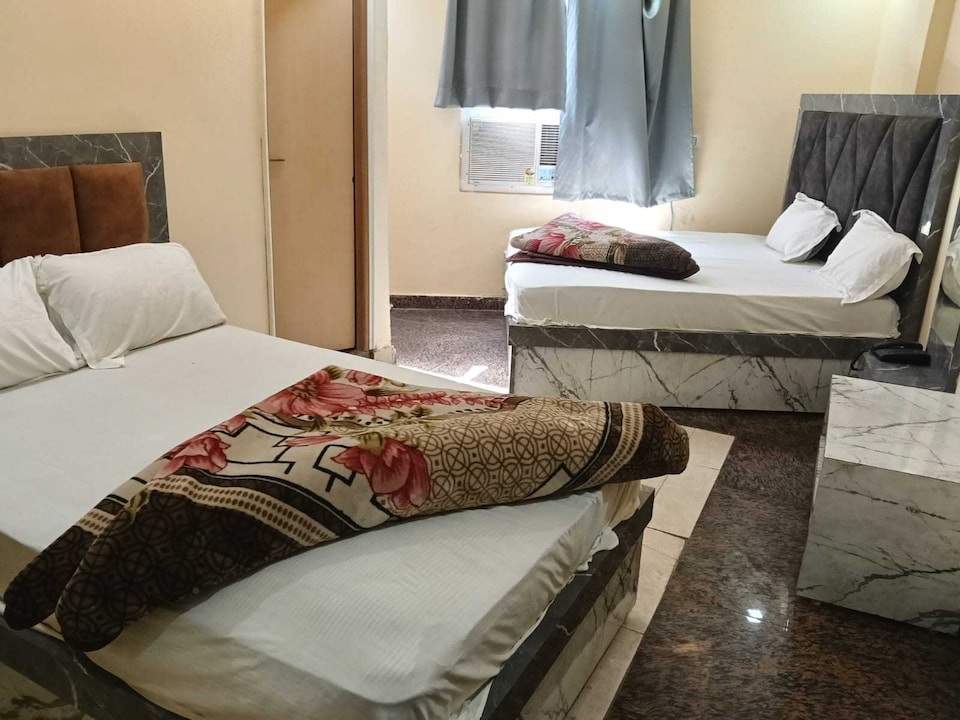 Hotel O SINGH GRAND HOTEL& BANQUET, Gorakhnath Gorakhpur, Gorakhpur