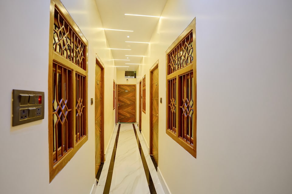 Hotel O SINGH GRAND HOTEL& BANQUET, Gorakhnath Gorakhpur, Gorakhpur