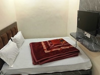Hotel O SINGH GRAND HOTEL& BANQUET