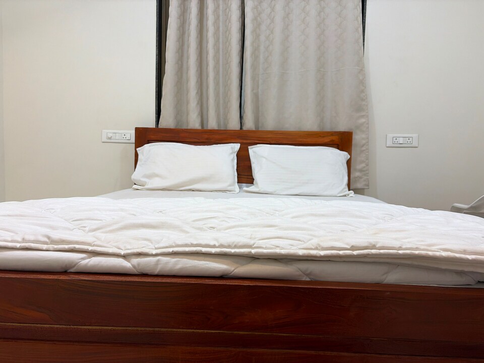SPOT ON Vishal Lodge, Osmanabad, Osmanabad