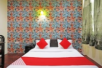 Hotel O Rudra Hotel and restaurant 