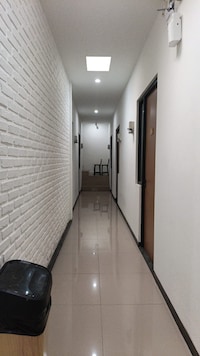 Collection O near Cihampelas Walk formerly De Parleys Rooms