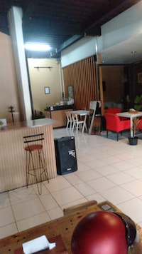 Collection O near Cihampelas Walk formerly De Parleys Rooms