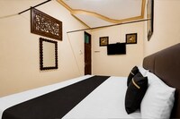 Hotel O near City of Tomorrow Mall formerly Vandhela Homestay