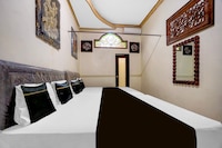 Hotel O near City of Tomorrow Mall formerly Vandhela Homestay