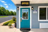 Relax Inn Dover Near Speedway
