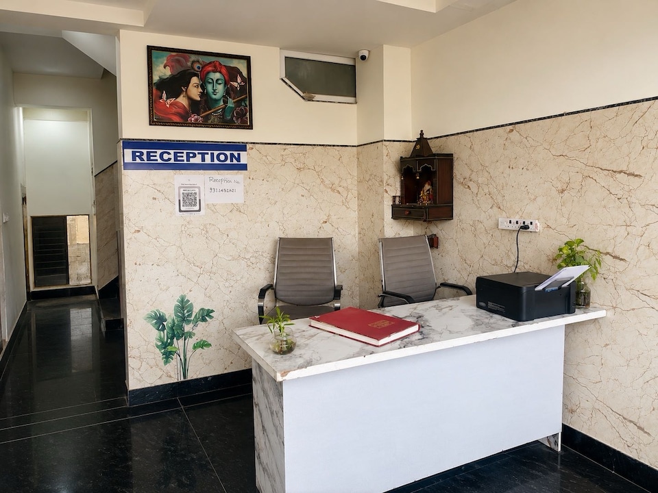 Hotel O Grand Blue Hotel, Greater Noida, Noida