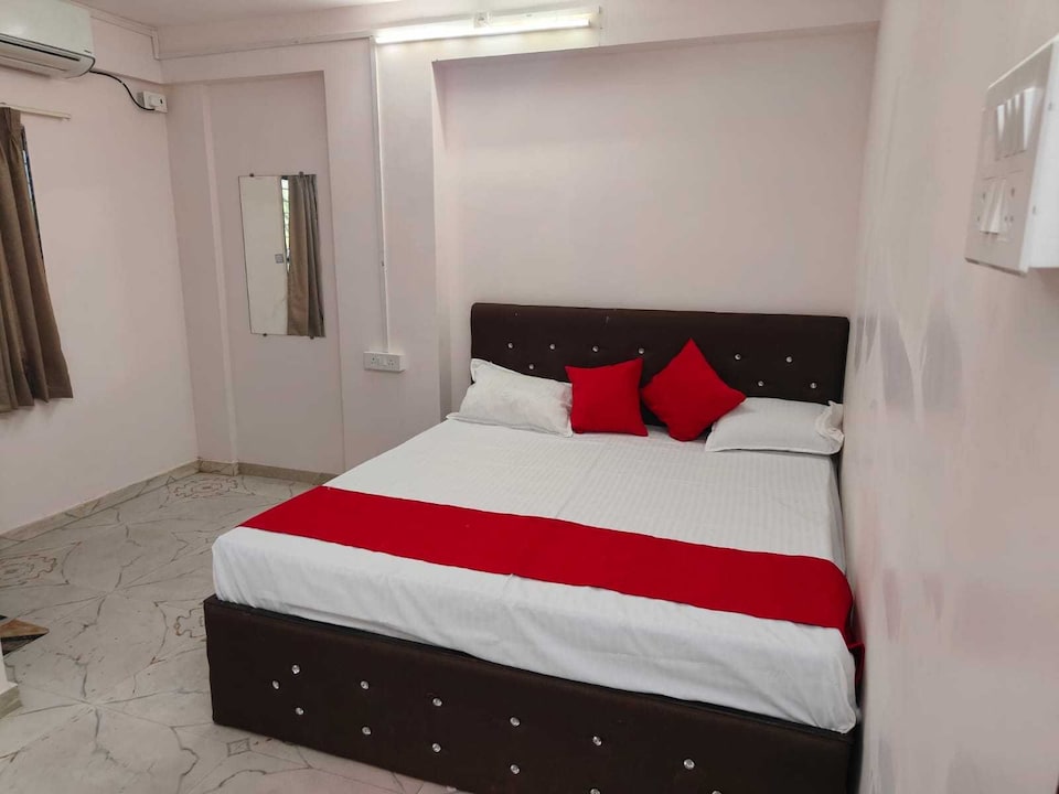 HOTEL O KB LODGING ROOMS, Bus Stand Nagpur, Nagpur
