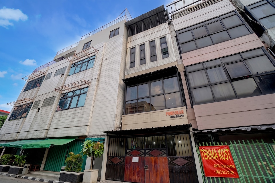 Dancenter Pondokan Kota 2 Guesthouse, West_Jakarta, Jakarta