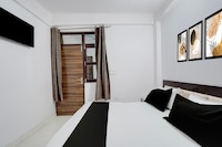 Spot On  Hotel Rosha Palace 