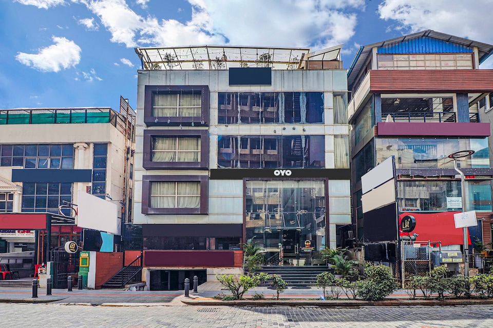 Collection O 29 Church's Inn Near Cubbon Park, MG Road Bangalore, Bangalore