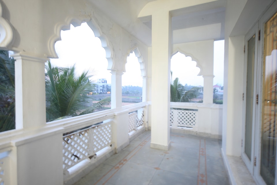 OYO 14599 Hiru Resorts , Neelankarai, चेन्नई