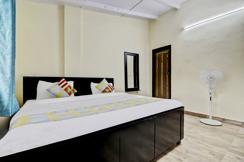 OYO Home 14609 Anand Apartment 2BHK, Bhowali Nainital, Nainital