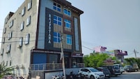 Hotel O  RAJPUTANA HOTEL AND RESTAURANT