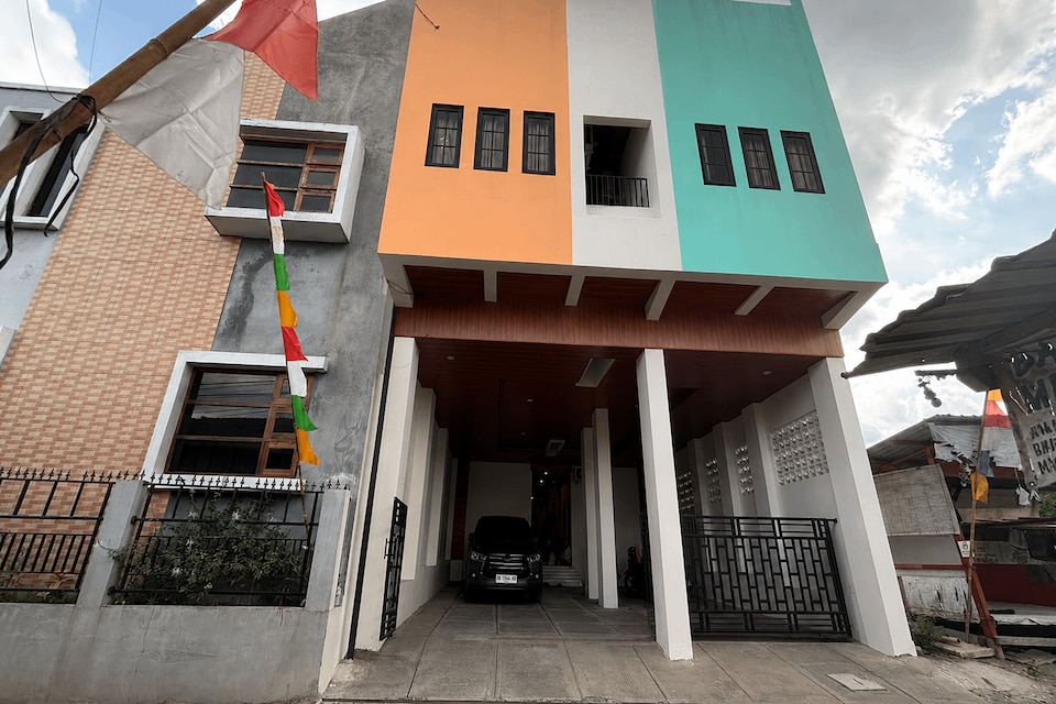 Collection O near Stadion Maguwoharjo formerly Simple Living, Condongcatur, Yogyakarta