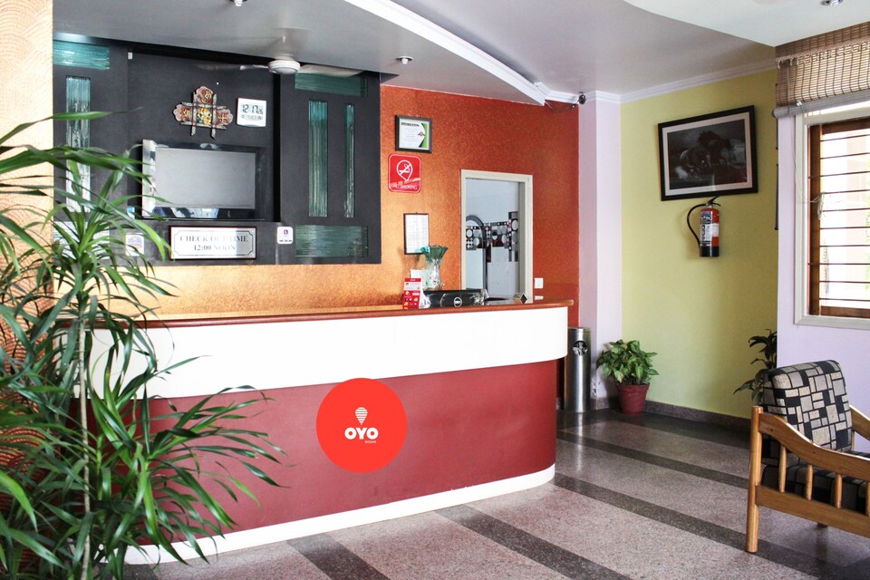 रेलवे स्टेशन के पास OYO 2665, Dehradun Railway Station, देहरादून