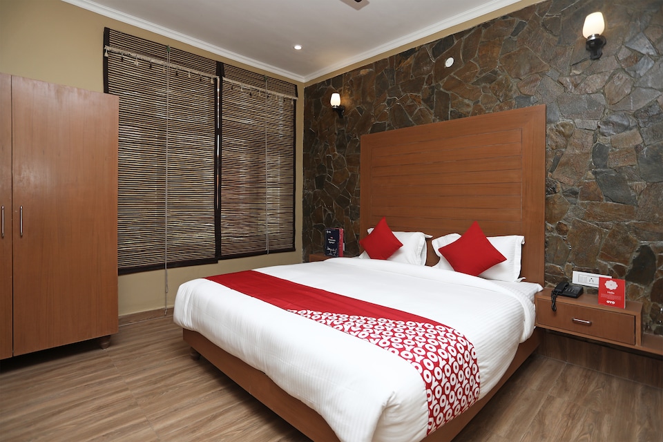 OYO 14631 Madhuban Resort, Bailparao Ramnagar, Corbett-Ramnagar