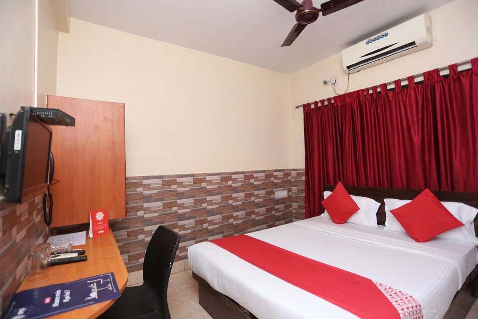 OYO 14733 DE 85, Salt Lake Kolkata, Kolkata