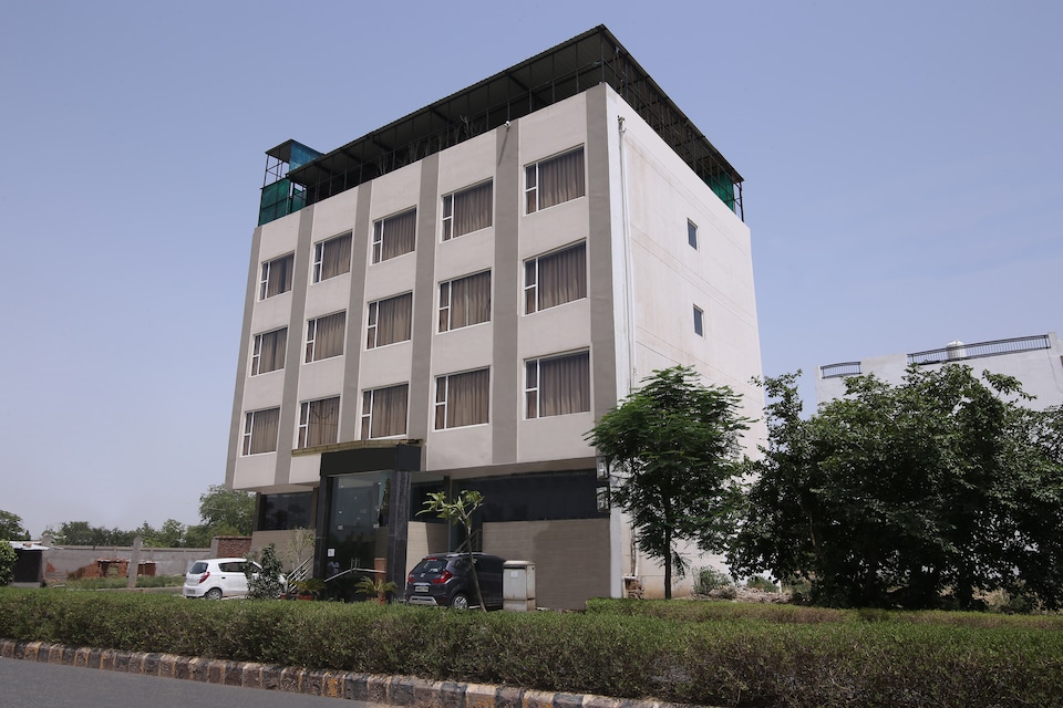 OYO 14635 Hotel Orchid, Fatehabad Road, Agra