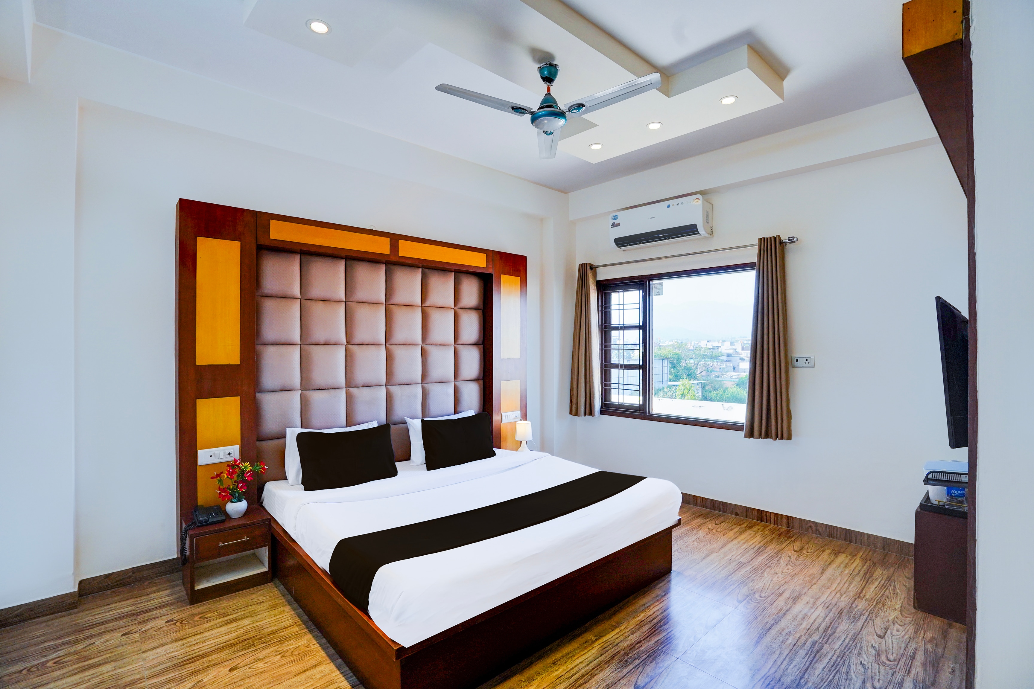 Hotels in Hotel Paradise Continental Mussoorie, Mussoorie for Family ...