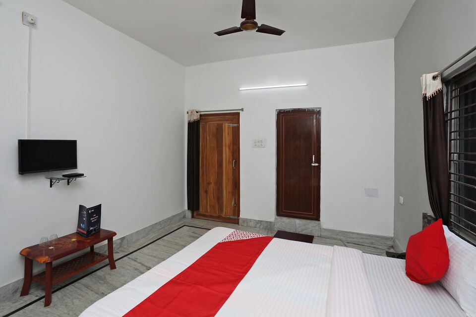 OYO Flagship 14665 Hello Jee, Bapuji Nagar, Bhubaneswar