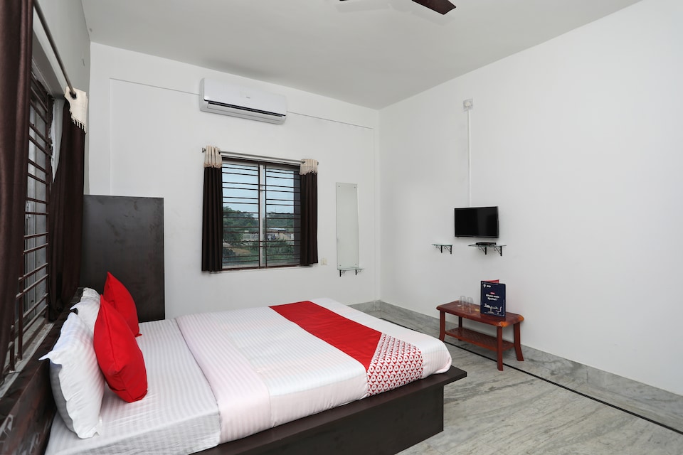 OYO Flagship 14665 Hello Jee, Bapuji Nagar, Bhubaneswar