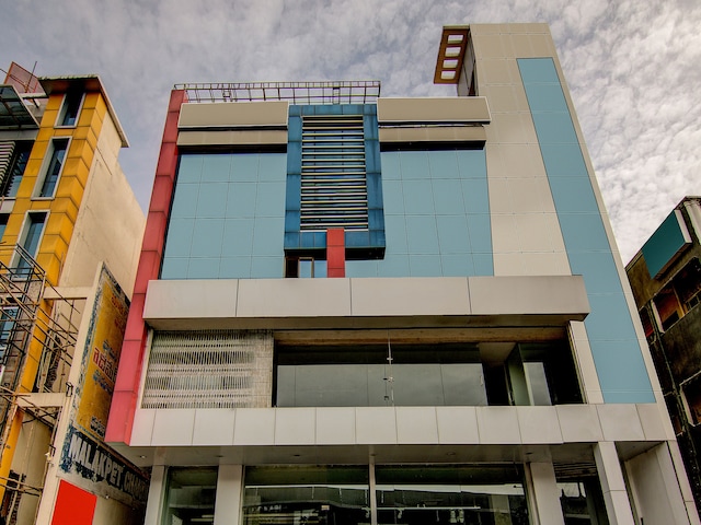 Hotel O Mayur's Residency