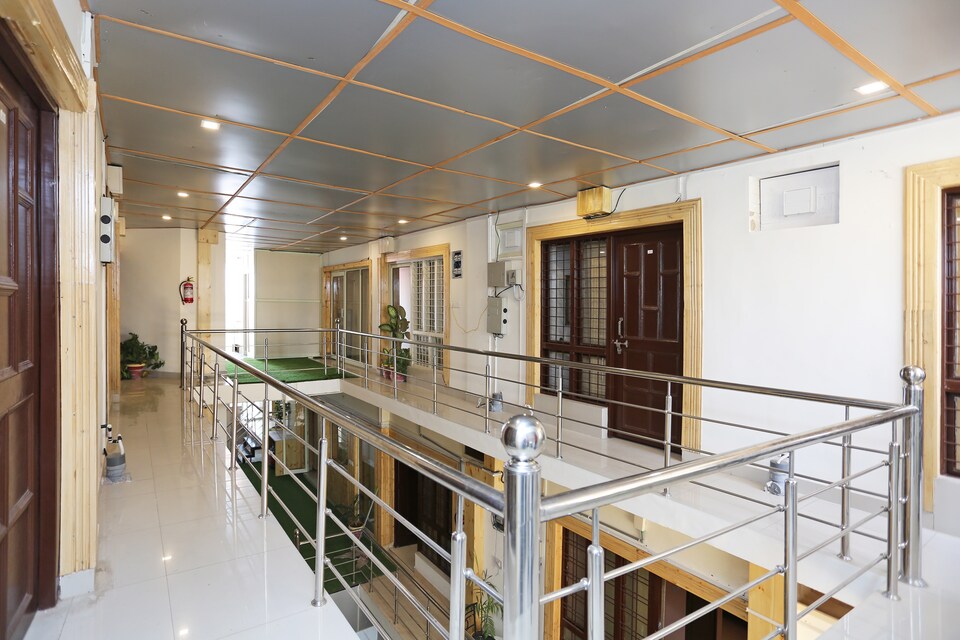 OYO 14681 Hotel Super Inn, Chakrata Road Dehradun, Dehradun
