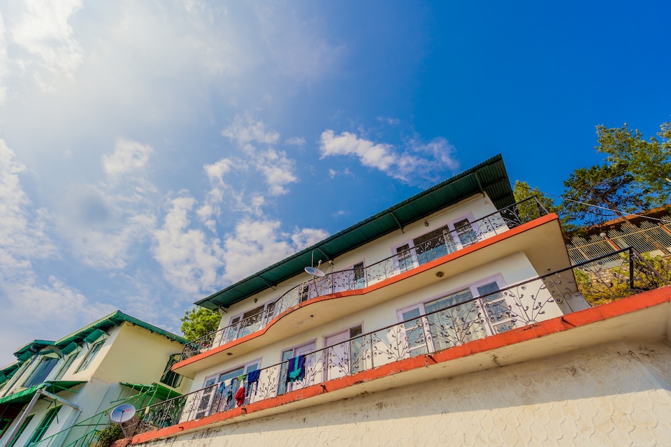 OYO Home 14696 Eastern View 1BHK, Picture palace Mussoorie, Mussoorie