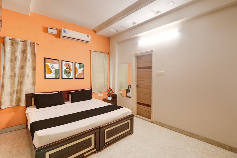 Super Collection O KPHB Metro Station Hyderabad Formerly Hillside, Kukatpally, Hyderabad