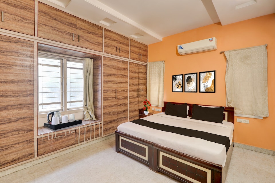 Super Collection O KPHB Metro Station Hyderabad Formerly Hillside, Kukatpally, Hyderabad