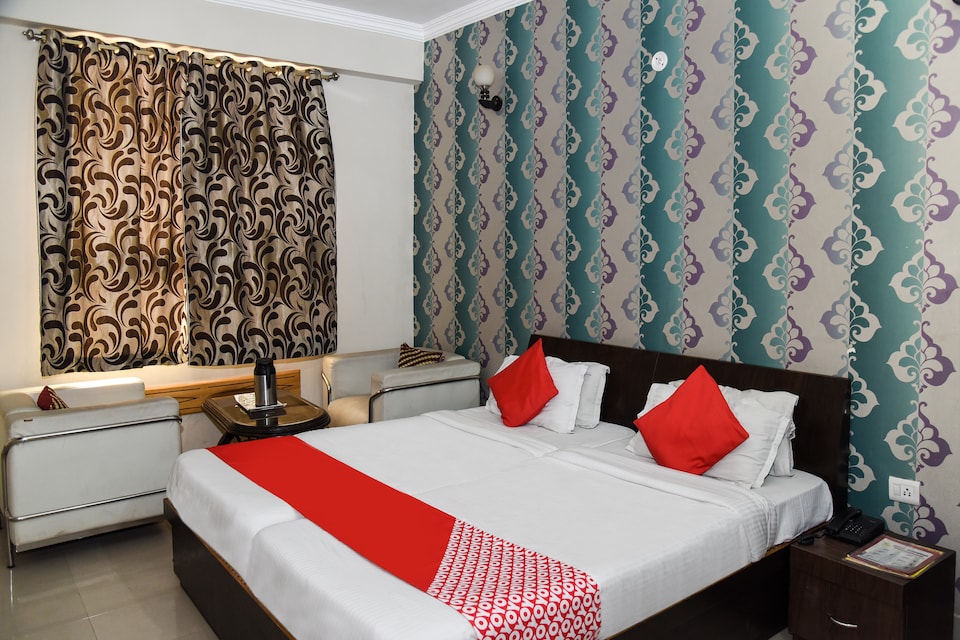 OYO 14732 Hotel Buddha International, Patna Station, Patna