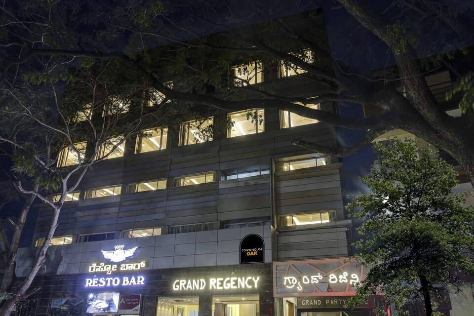 Townhouse OAK Grand Regency Near ISKCON temple Bangalore, Rajajinagar Bangalore, Bangalore