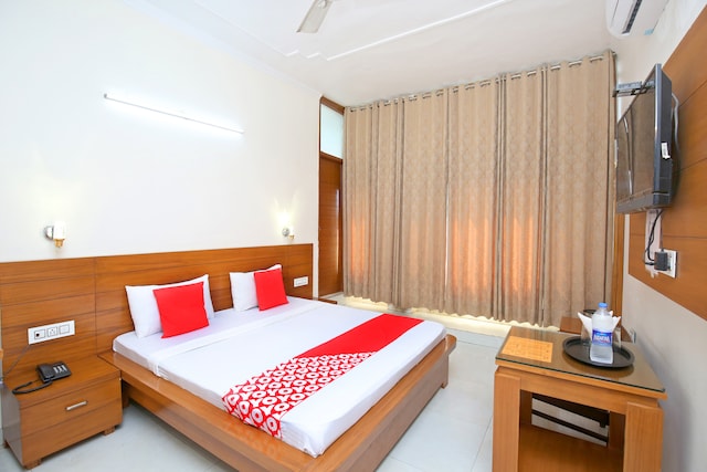 OYO Hotel Green View
