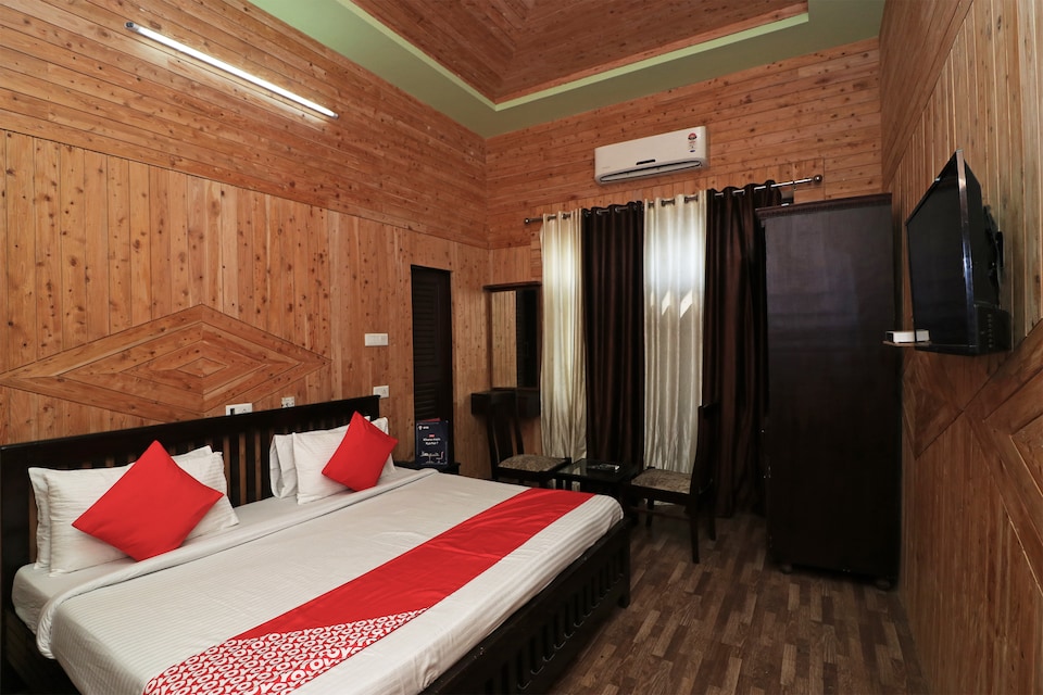 OYO 14772 विकास होटल, Tikonia Haldwani, Haldwani
