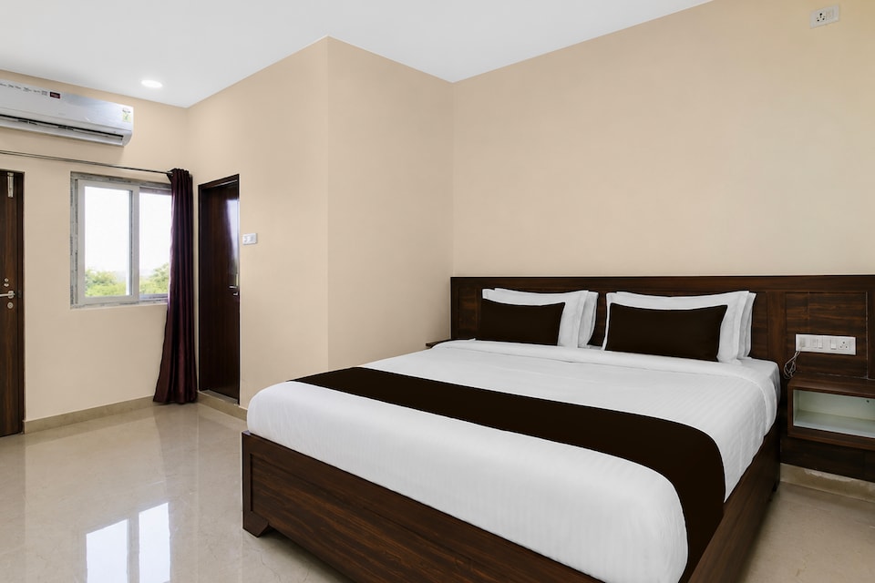 Hotel O Vaibhav Run Grand , LB Nagar-Ramoji, Hyderabad